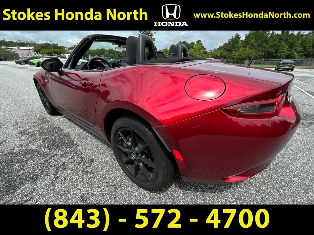 Used 2019 Red Mazda Sport image 8