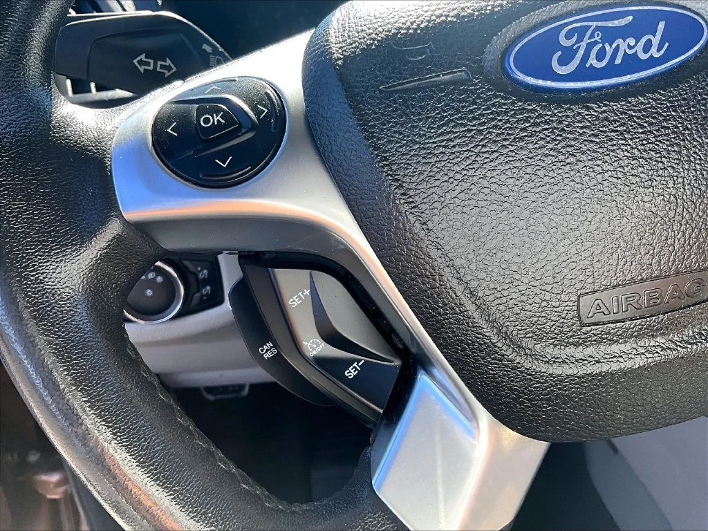 Used 2014  Ford Titanium image 18