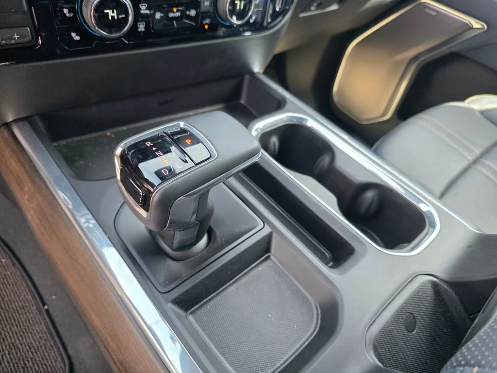 Used 2025 Black Chevrolet High Country image 19