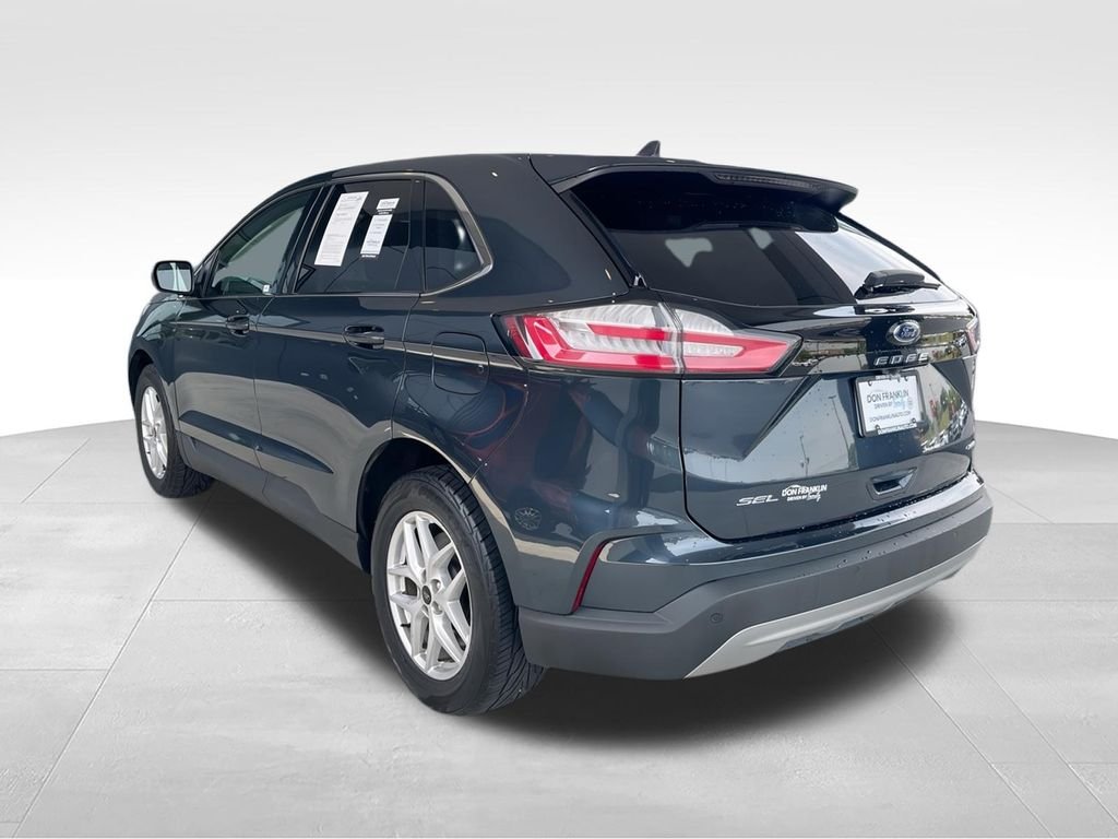 Used 2023 Blue Ford SEL image 6