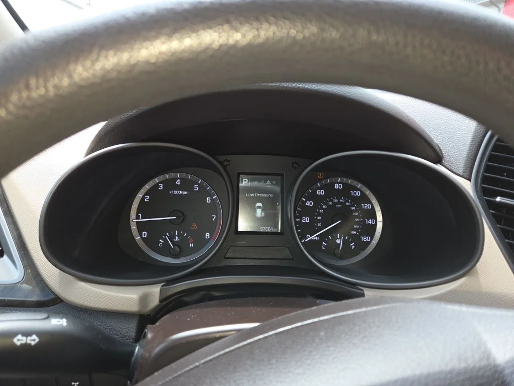 Certified Used 2017 White Hyundai 2.4 Base image 9