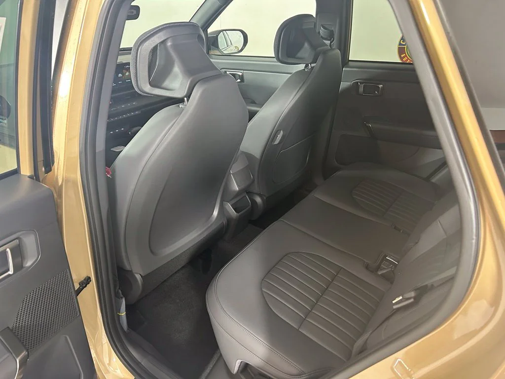 New 2027 Terrain Brown / Black Roof Kia X-Line S image 12