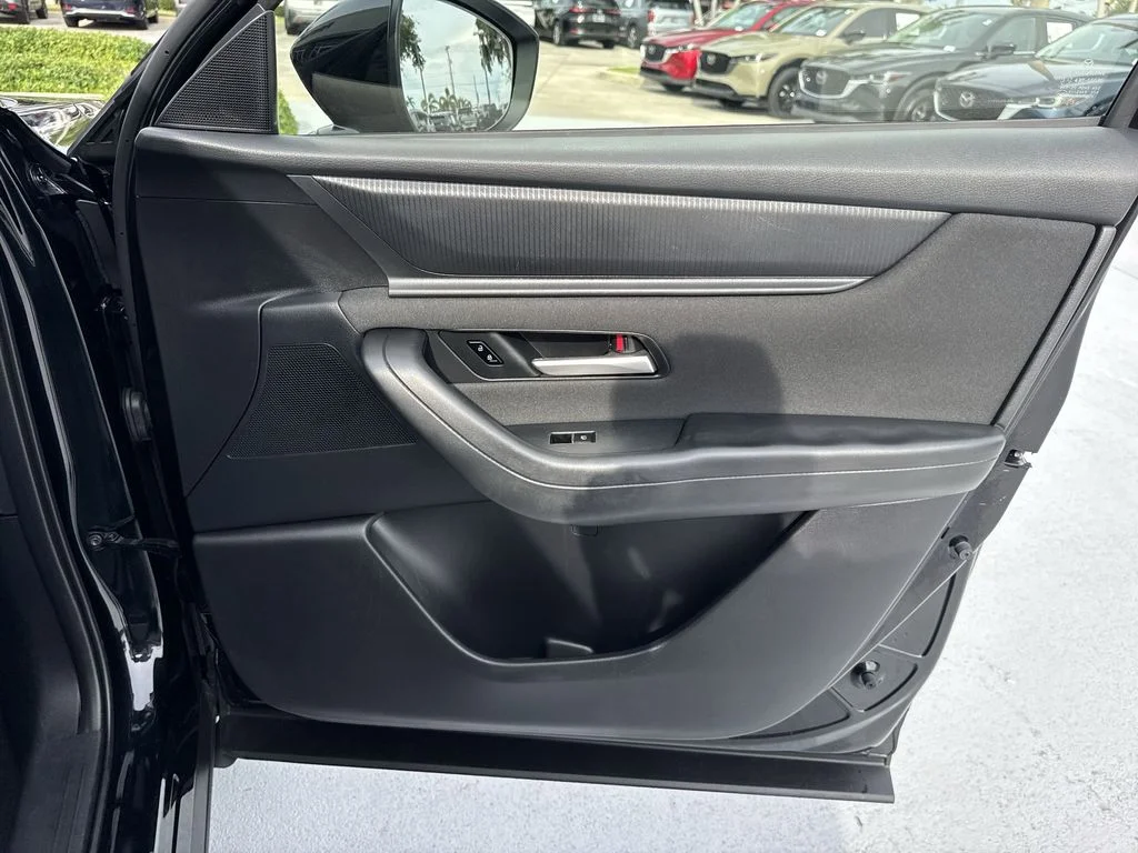 Used 2025 Jet Black Mazda 3.3 Turbo Select image 43