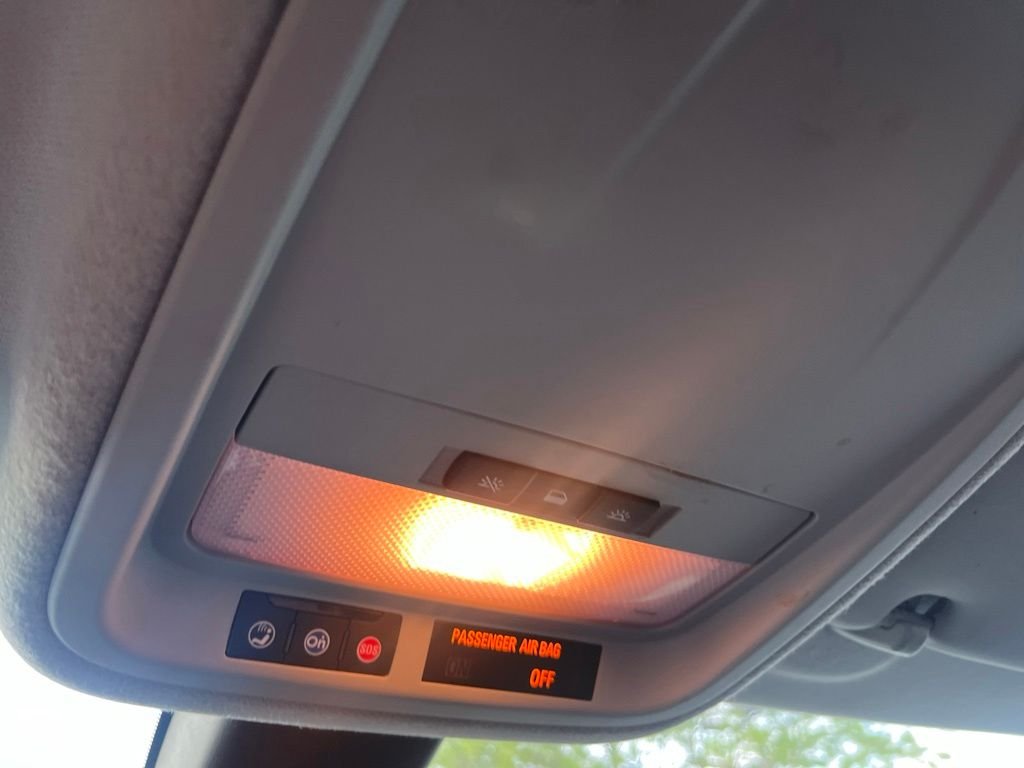 Used 2019 Summit White Chevrolet LS image 18