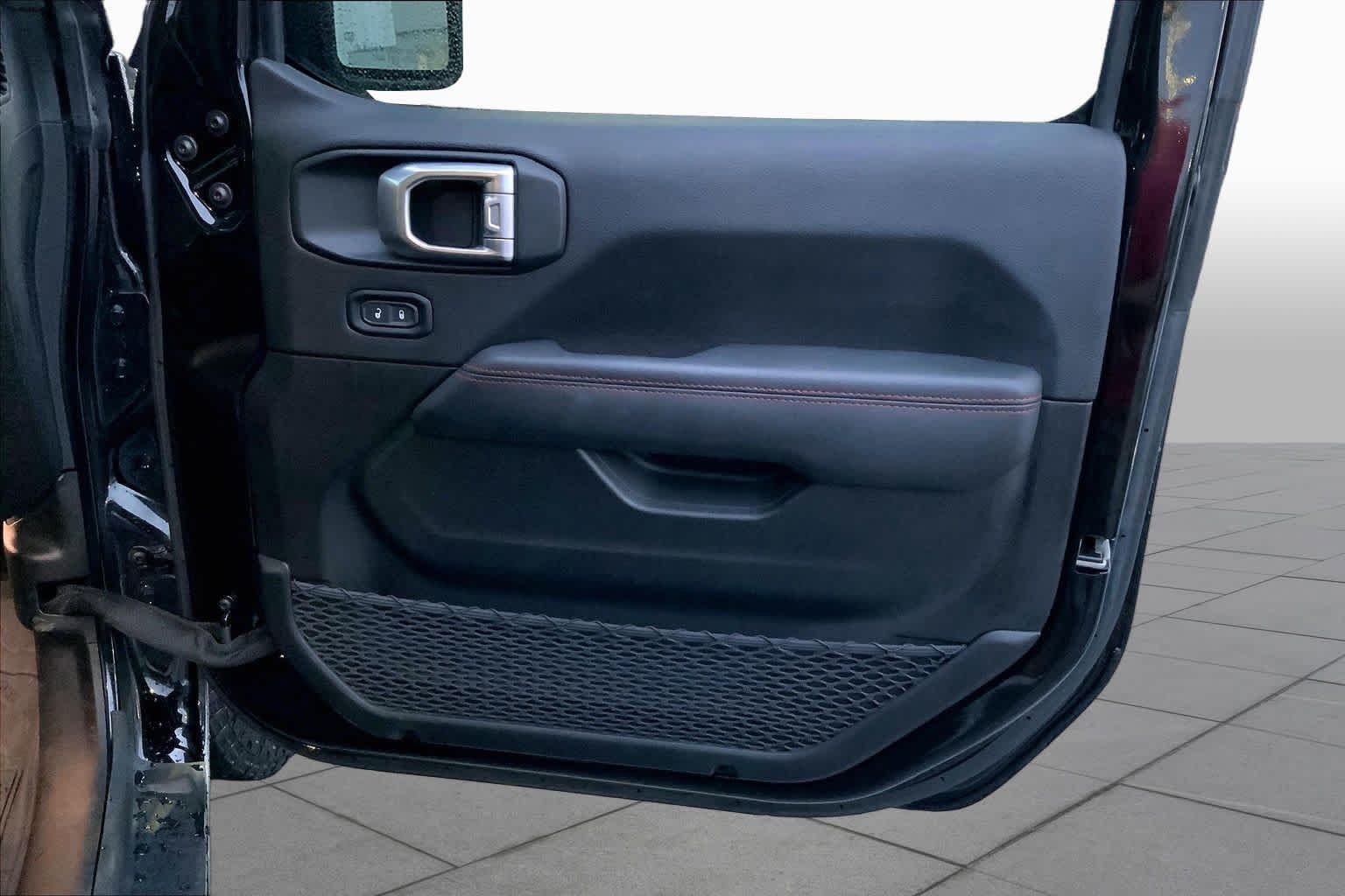Used 2023 Black Clearcoat Jeep Rubicon image 22