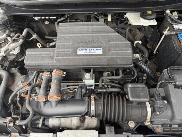 Certified Used 2017 Silver Honda EX image 7