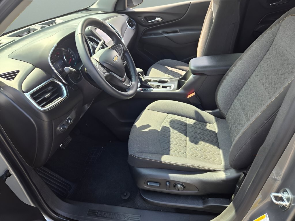 Used 2023 Gray Chevrolet LT image 14