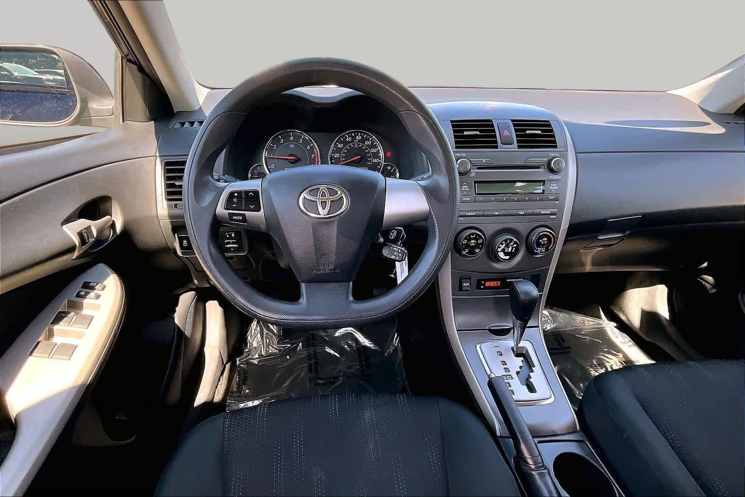 Used 2011 Nautical Blue Metallic Toyota LE image 5