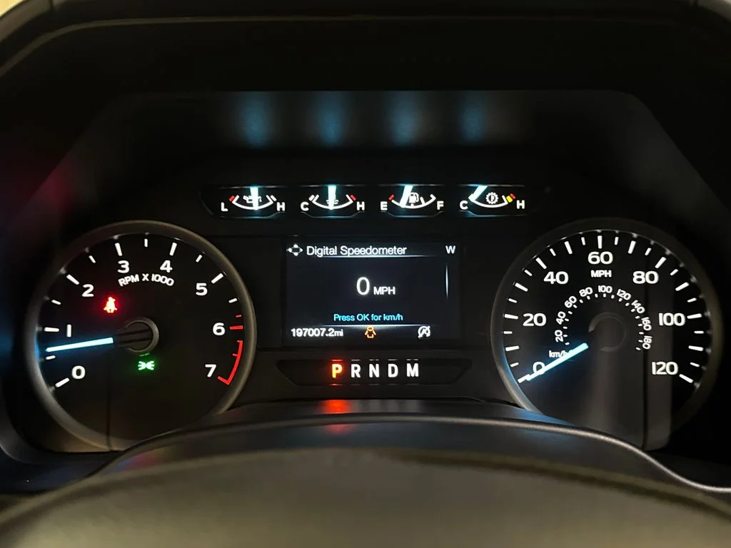Used 2018 Silver Ford XLT image 23