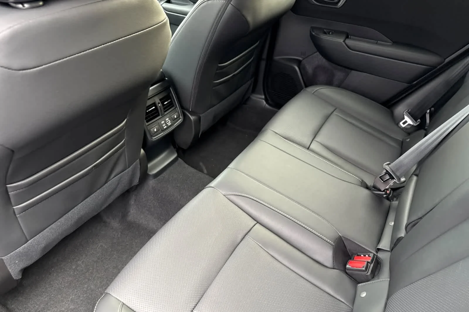 2026 Subaru Outback Limited XT - Photo 10