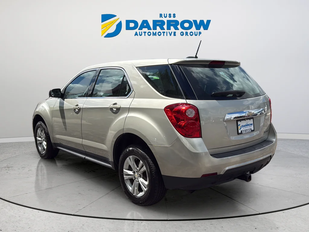 Used 2015 Gold Chevrolet LS image 3