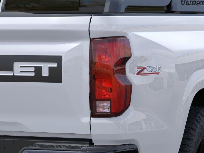 2025 Chevrolet Colorado Z71 - Photo 11