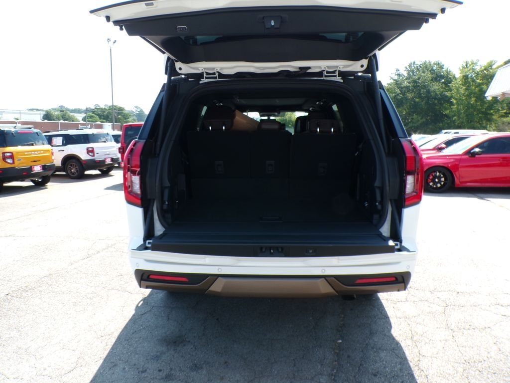 New 2026 Star White Metallic Tri-Coat Ford King Ranch® image 11