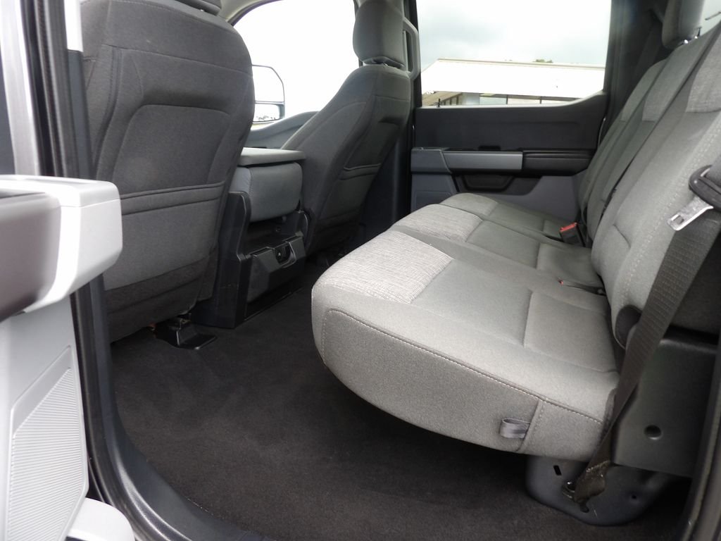 Used 2025 Gray Metallic Ford XLT image 20