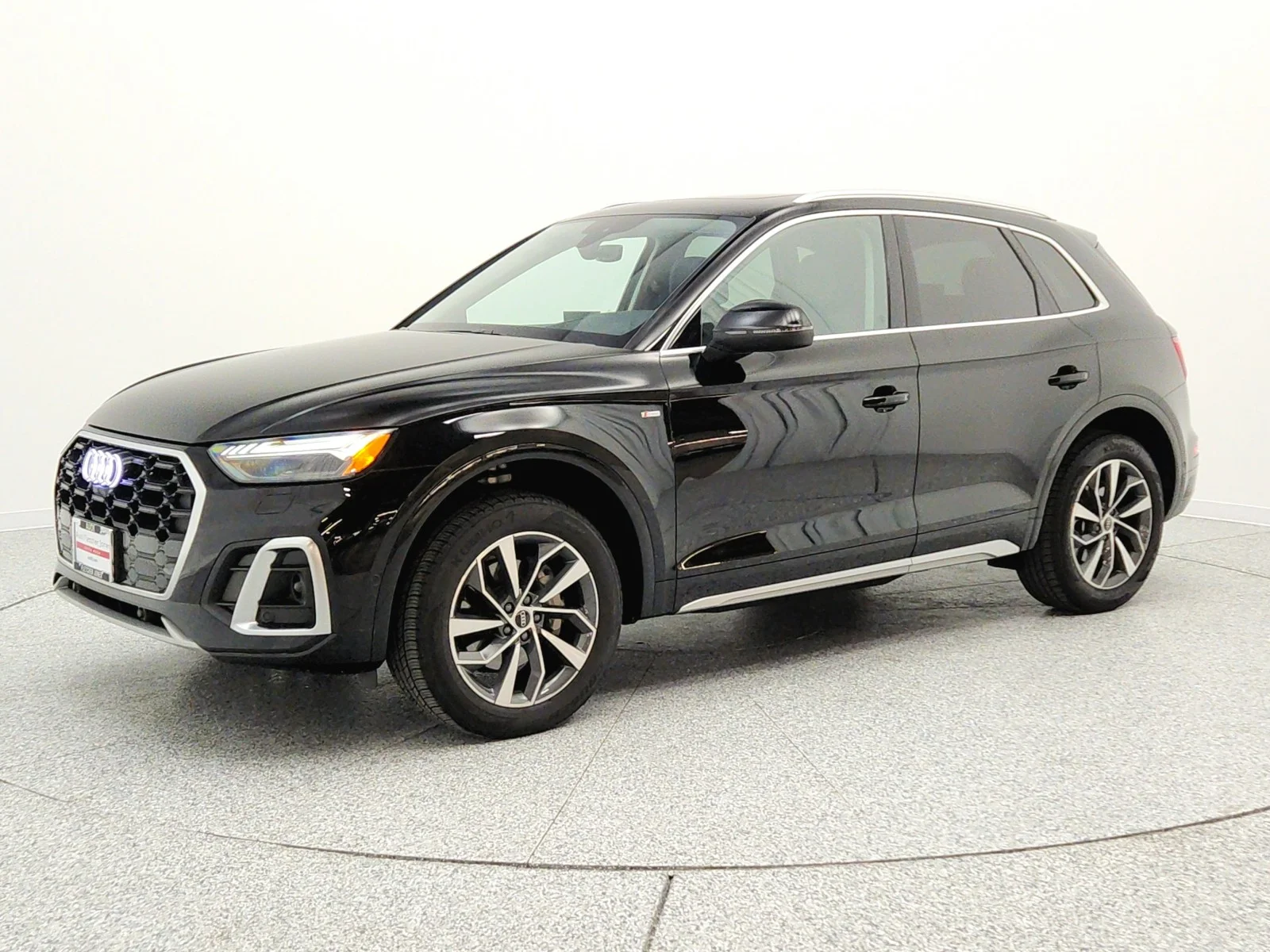 2023 Audi Q5 45 Prestige's photo