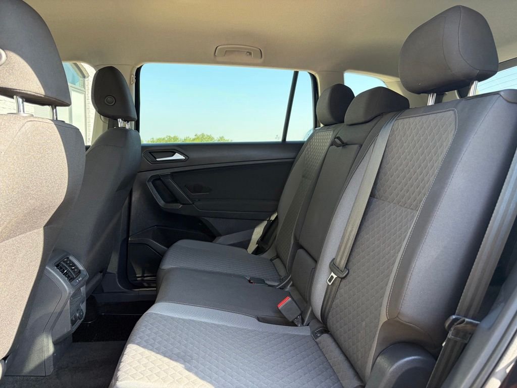 Used 2019 Deep Black Volkswagen 2.0T S image 23