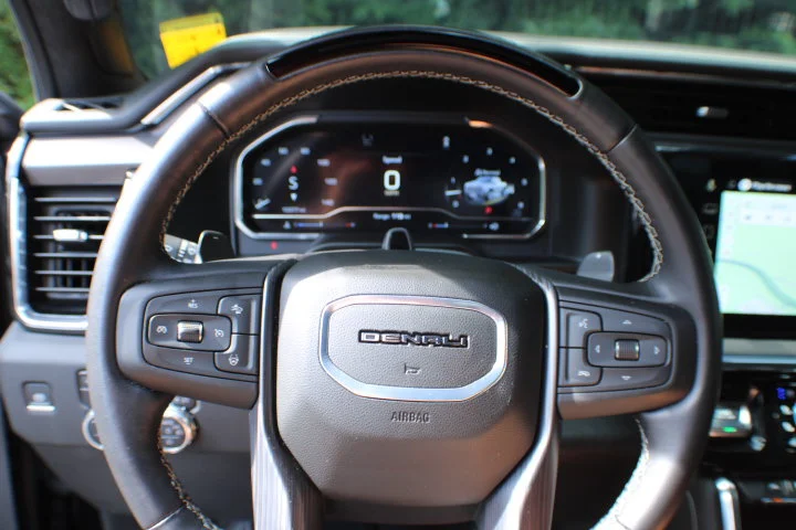 Certified Used 2025 Onyx Black GMC Denali Ultimate image 10
