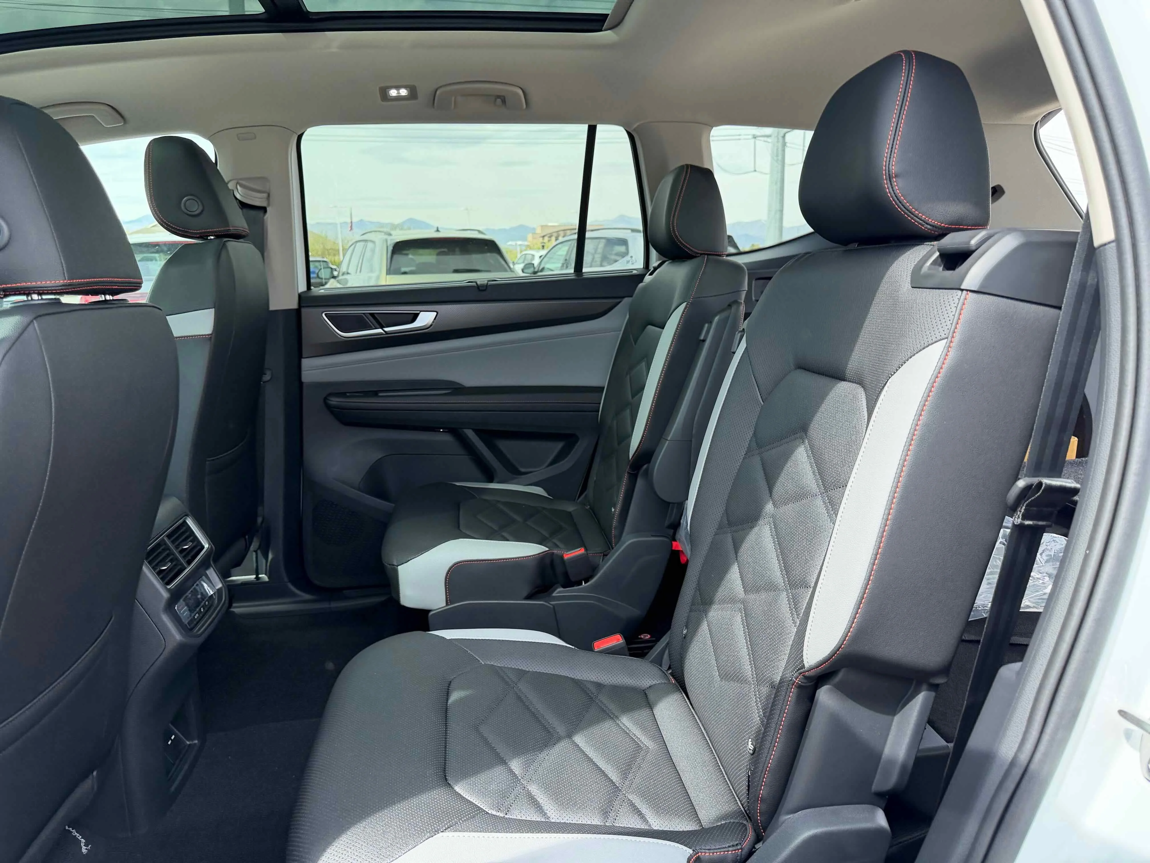 New 2026 Opal White Volkswagen 2.0T Peak Edition image 28