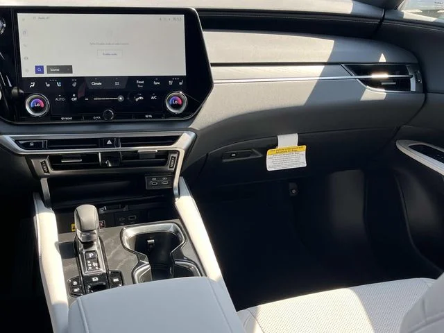New 2026 Incognito Lexus F SPORT DESIGN AWD image 14