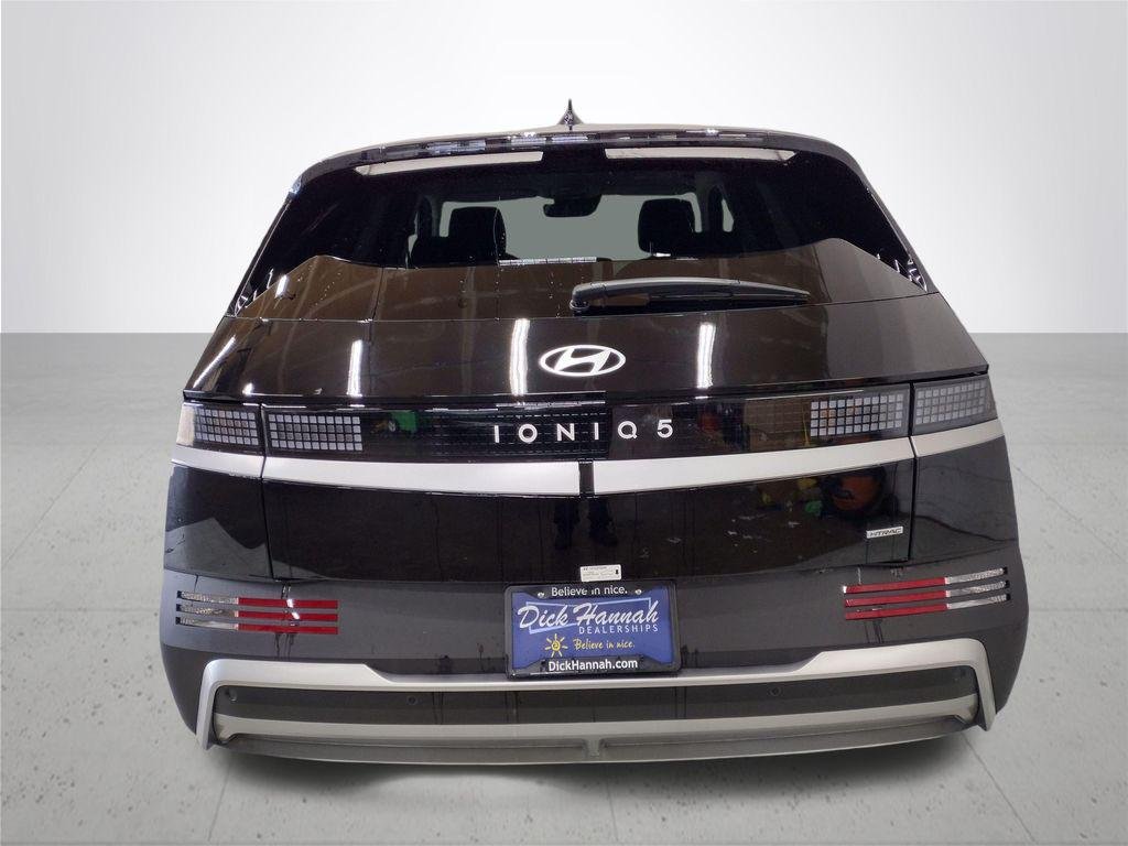 New 2026 Abyss Black Hyundai SEL image 12