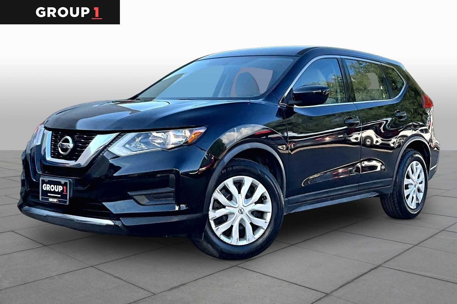 2017 Nissan Rogue S FWD's photo