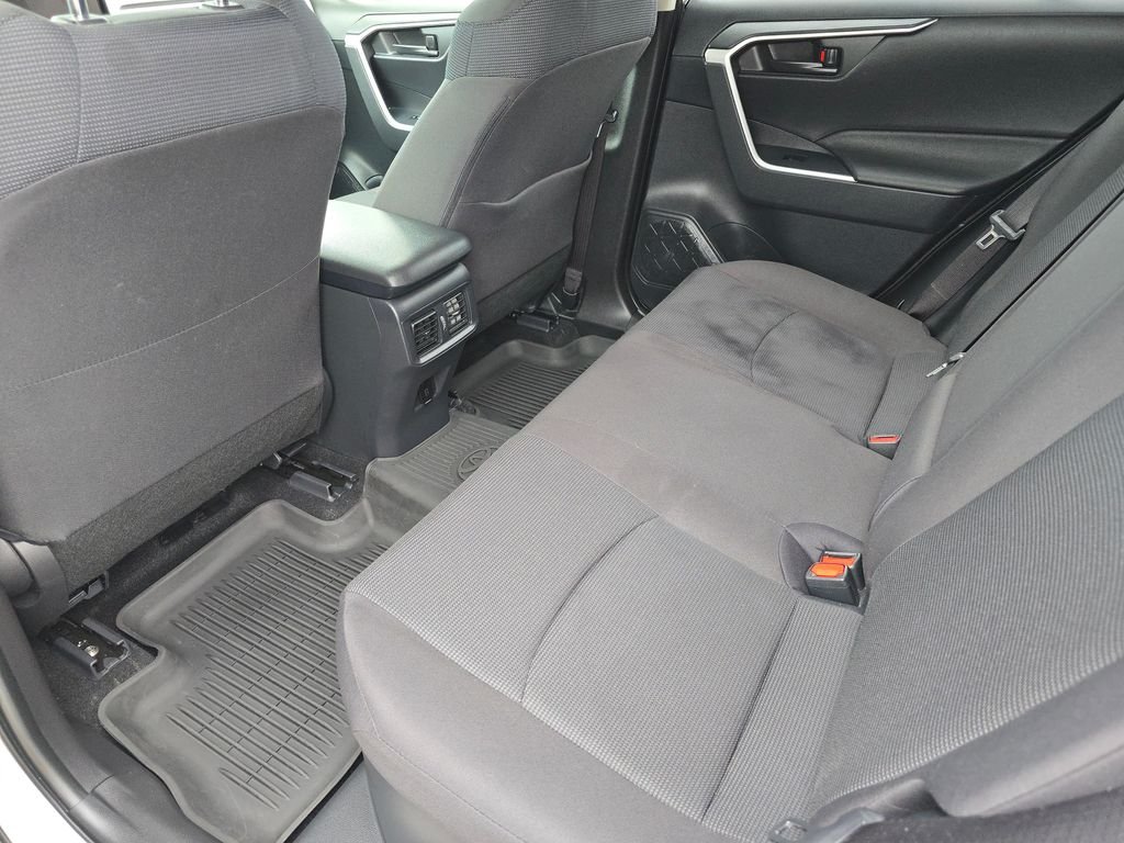 Used 2025 White Toyota LE image 20
