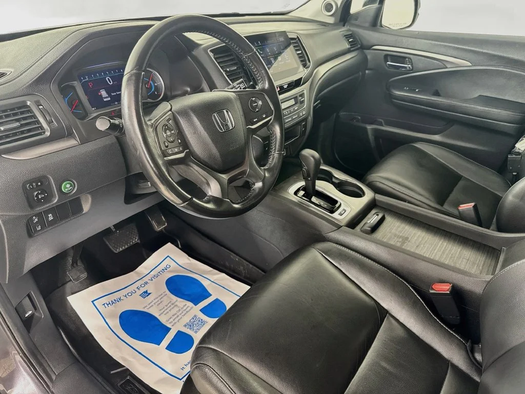Certified Used 2019 Gray Honda EX-L image 11