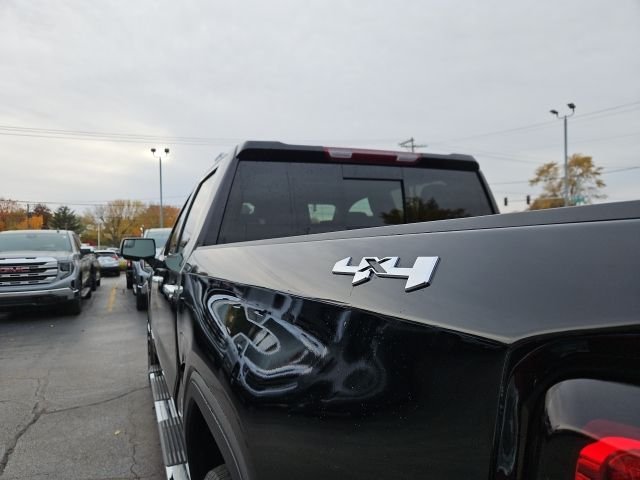 2026 GMC Sierra 1500 SLT - Photo 7