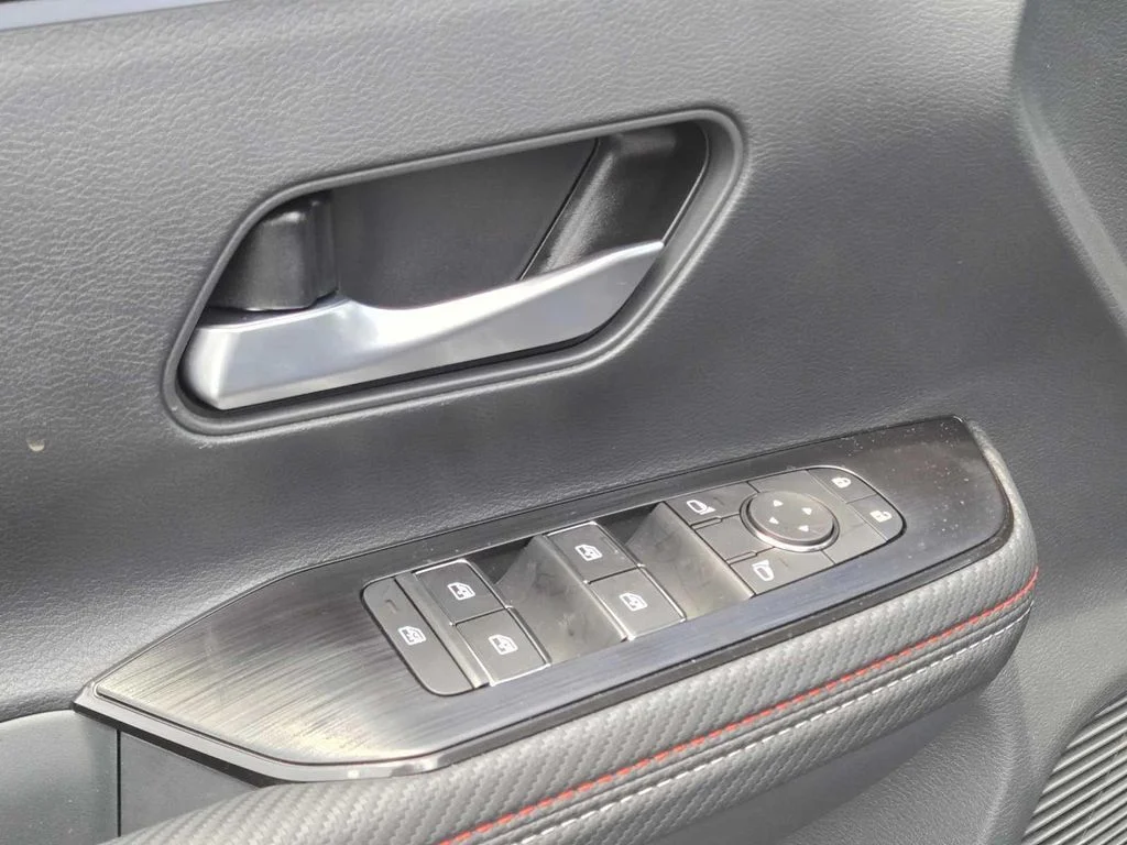 2025 Nissan Kicks SR - Photo 20