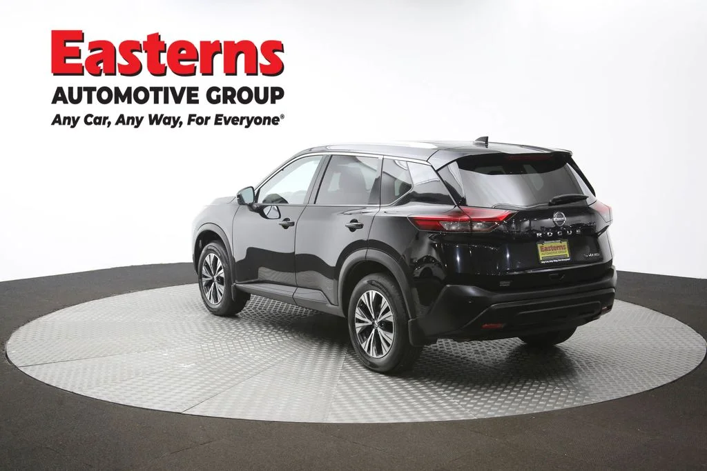 Used 2021 Black Nissan SV image 67