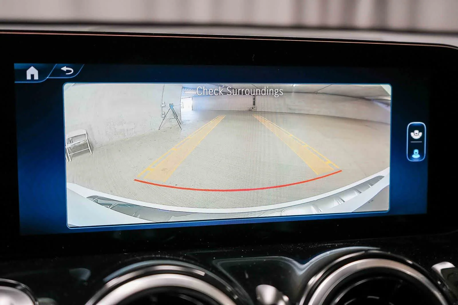 New 2026 Polar White Mercedes-Benz GLB 250 image 72