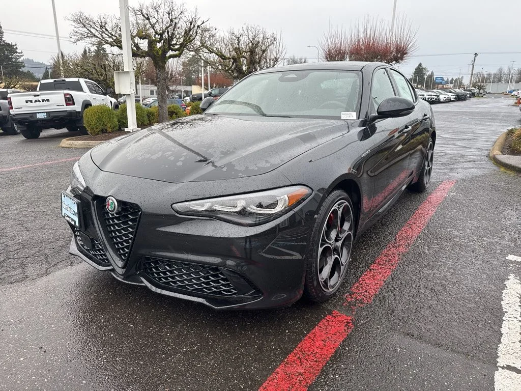 New 2026 Black Alfa Romeo Base image 3