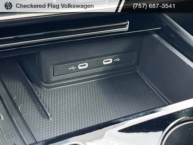 New 2026 White Volkswagen 2.0T SE w/Technology image 43