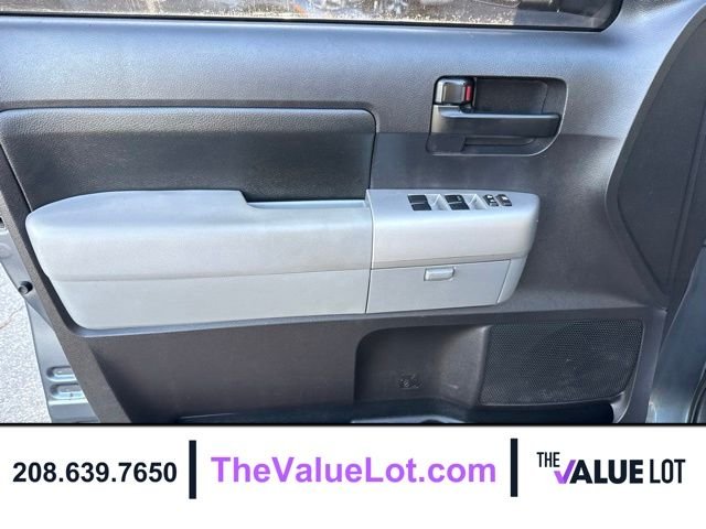 Used 2008  Toyota SR5 image 17