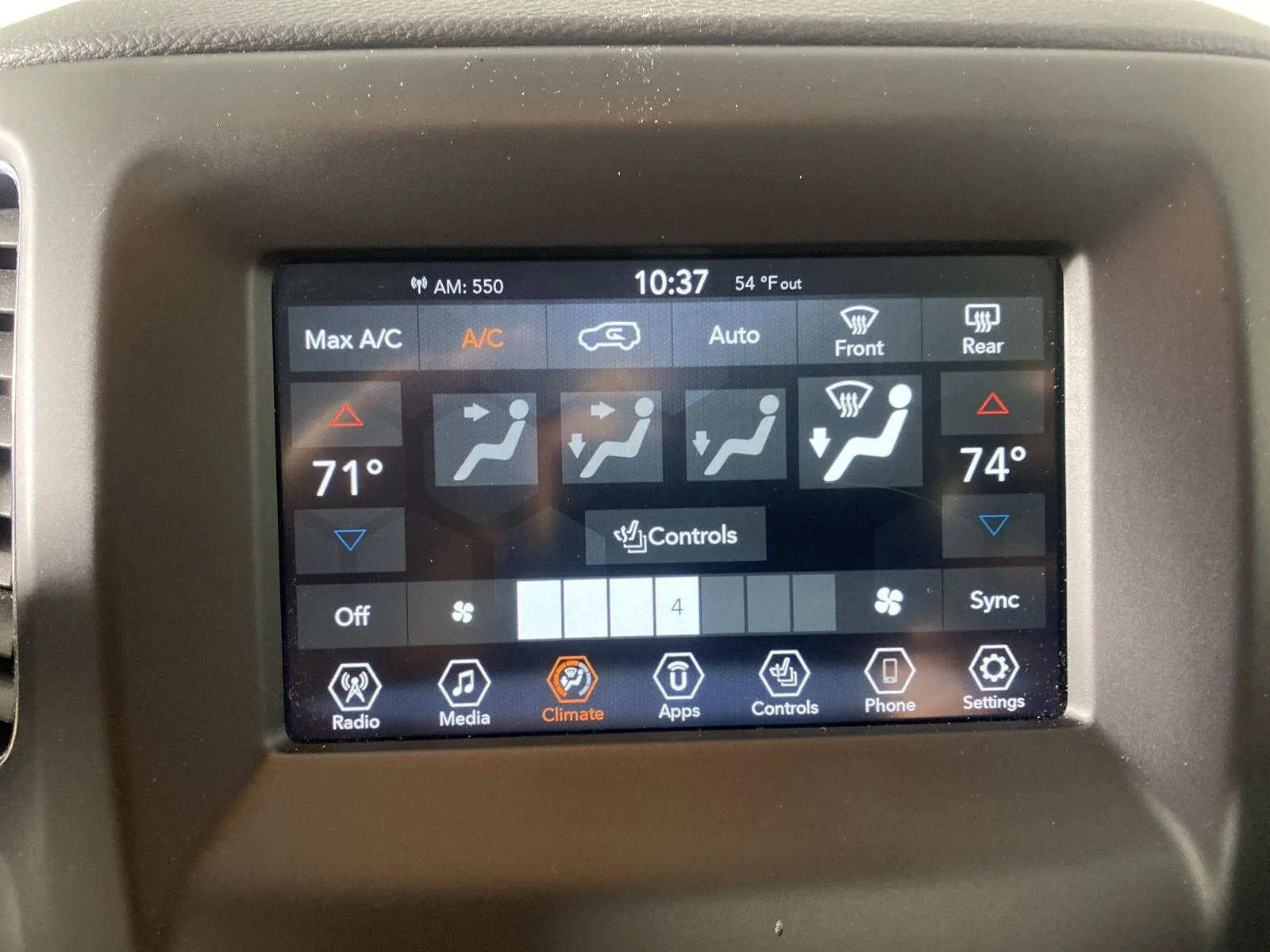 Used 2020 Laser Blue Pearlcoat Jeep Latitude image 19