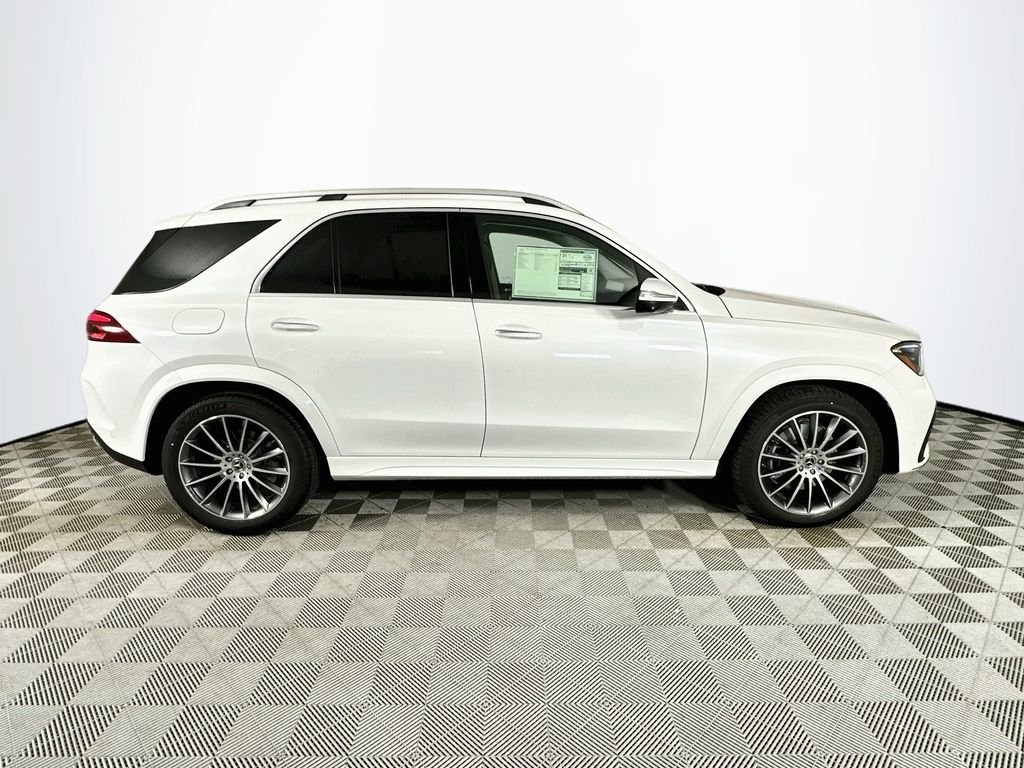 New 2026 MANUFAKTUR Moonlight White Metallic Mercedes-Benz GLE 450 image 8