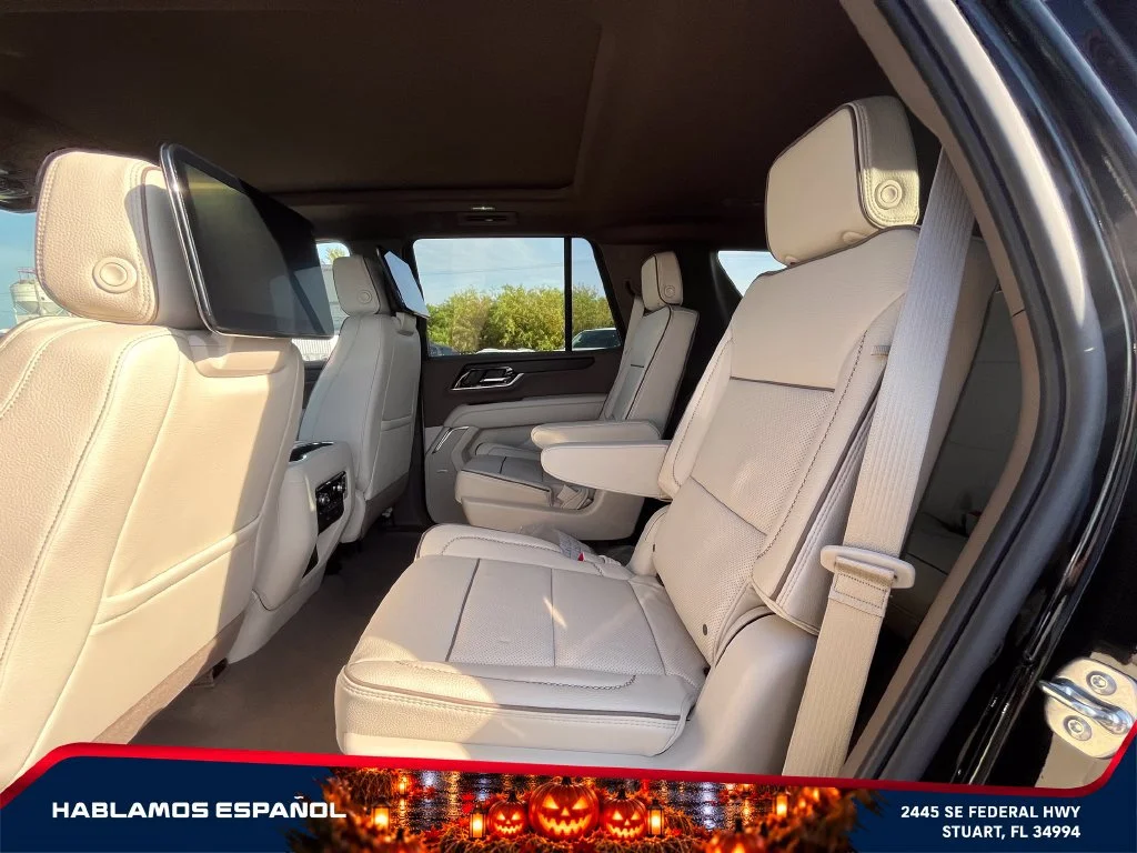 2027 GMC Yukon Denali - Photo 12