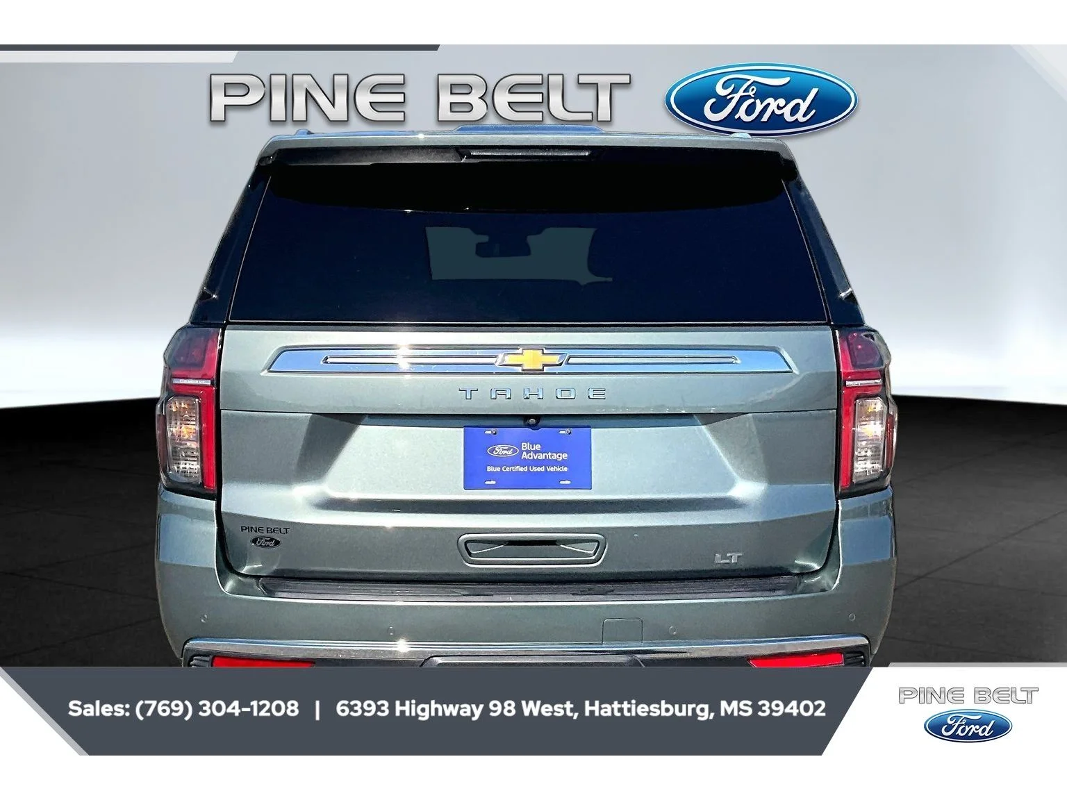 Used 2024 Silver Sage Metallic Chevrolet LT image 4