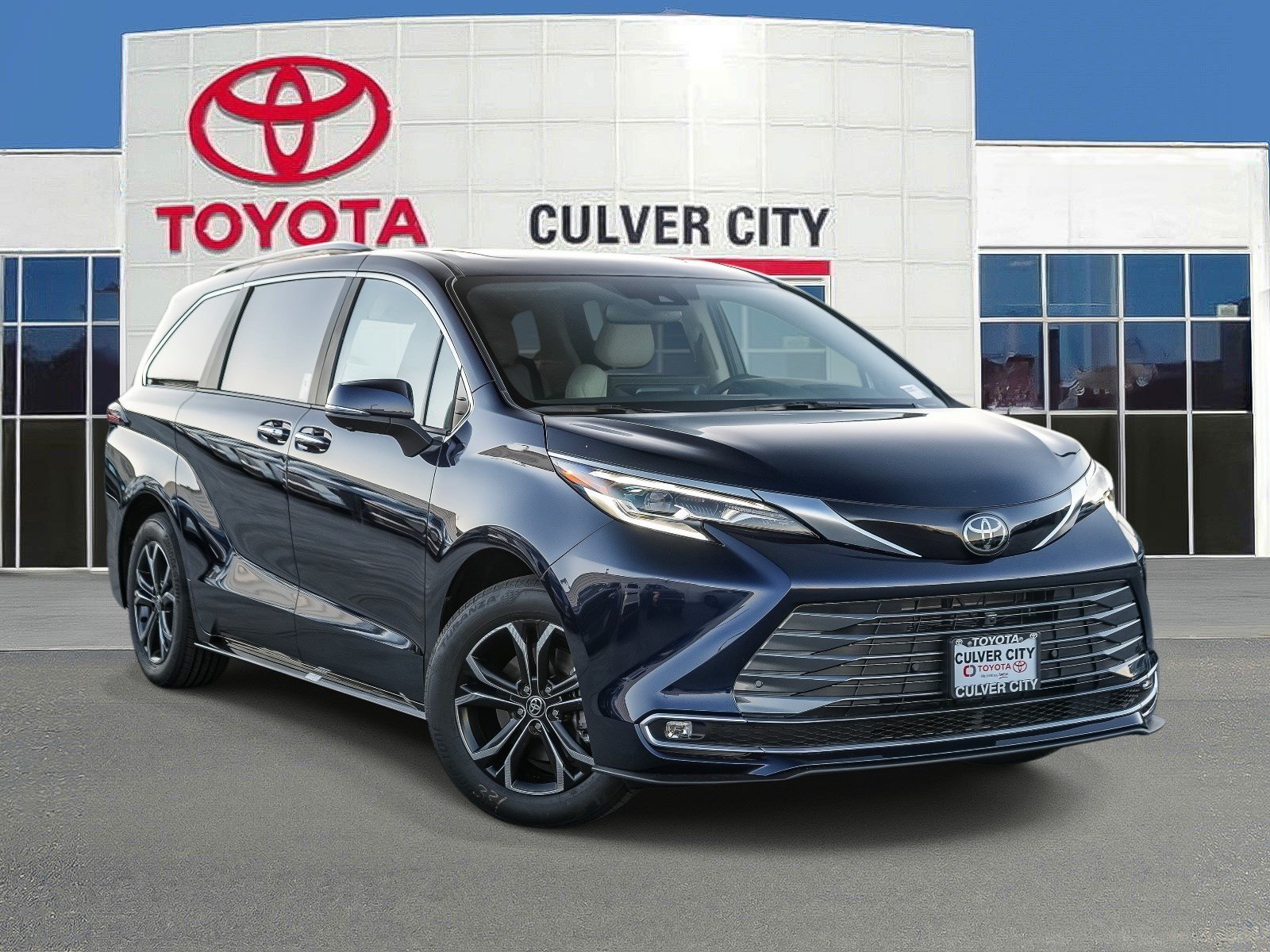 2026 Toyota Sienna  Platinum