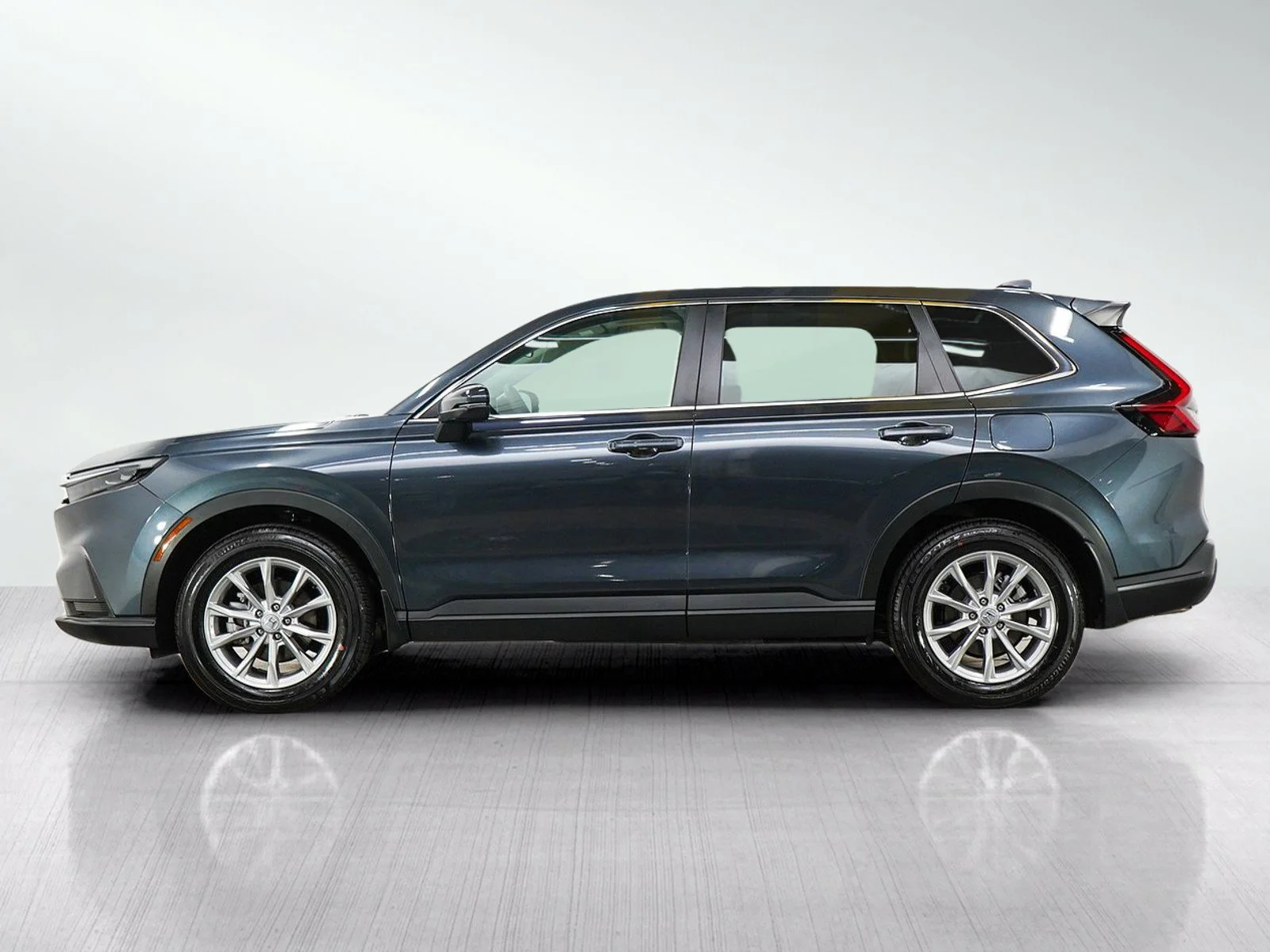 Used 2025 Honda CR-V EX with VIN 2HKRS4H43SH421538 for sale in Burnsville, Minnesota