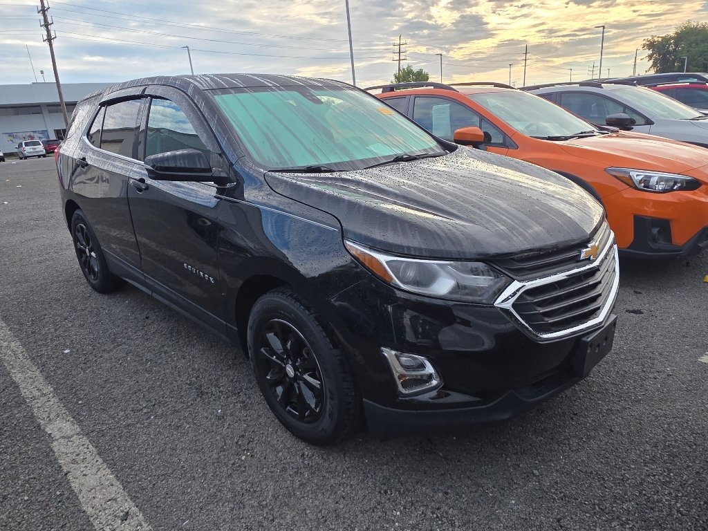 Used 2019 MOSAIC BLACK METALLIC Chevrolet LT image 2