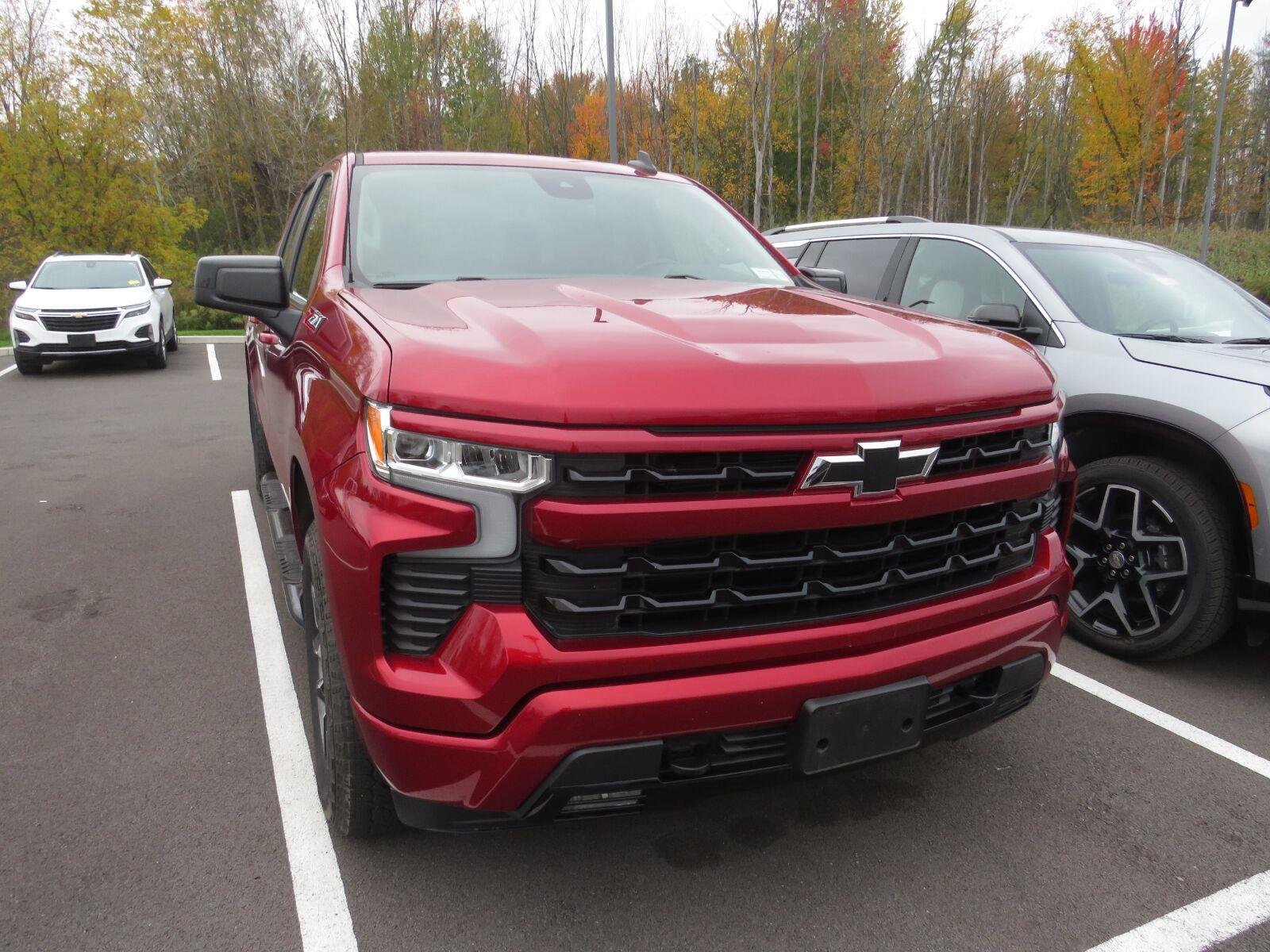Used 2024 Radiant Red Tintcoat Chevrolet RST image 4