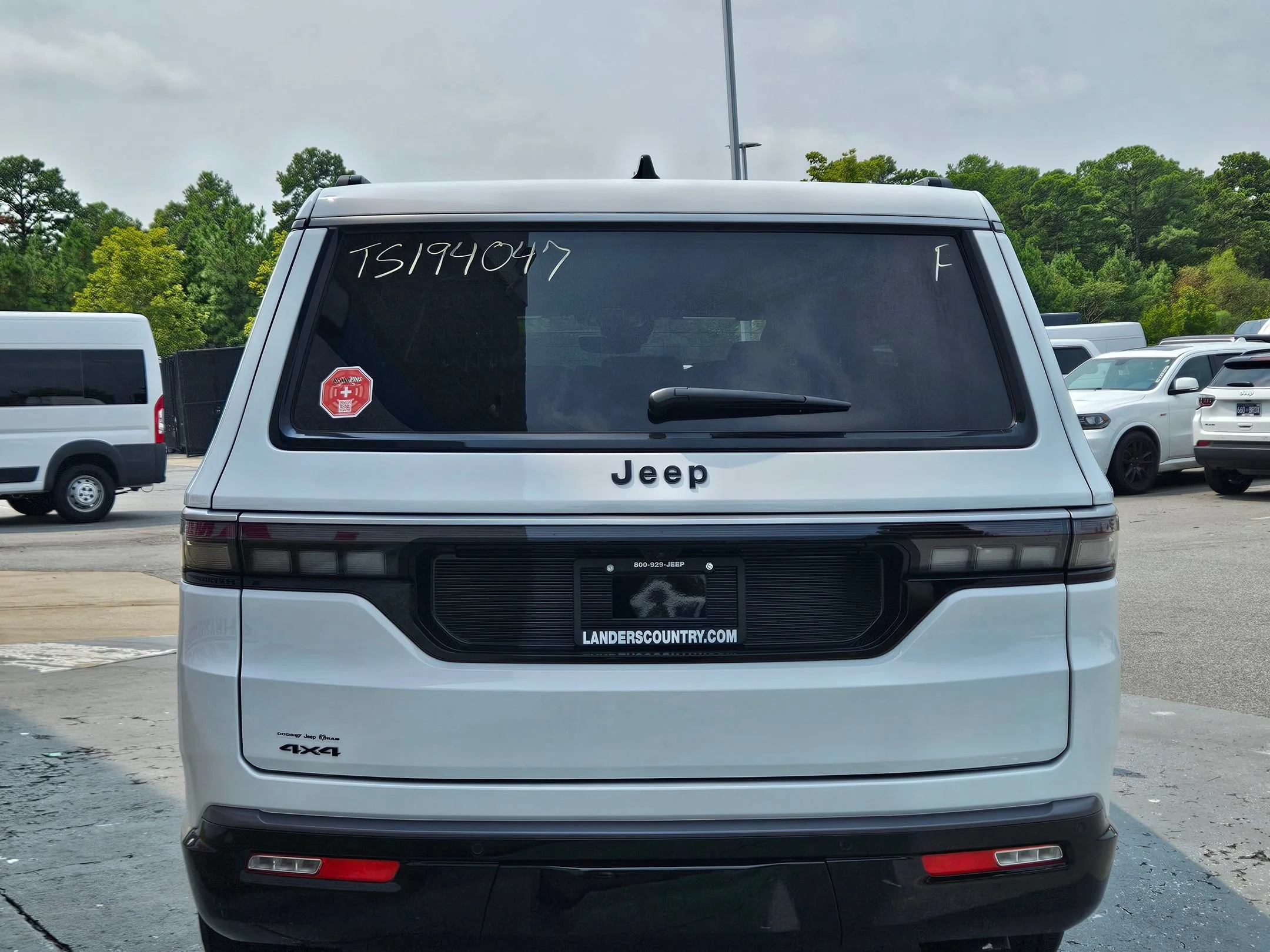 New 2026 Bright White Clearcoat Jeep  image 6