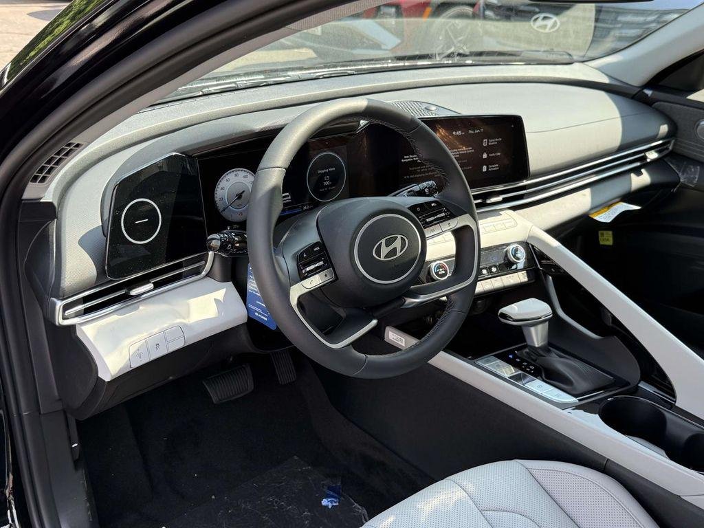 New 2026 Abyss Black Hyundai Limited image 2