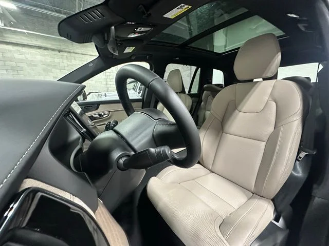 New 2026 Mulberry Red Volvo Ultra image 13