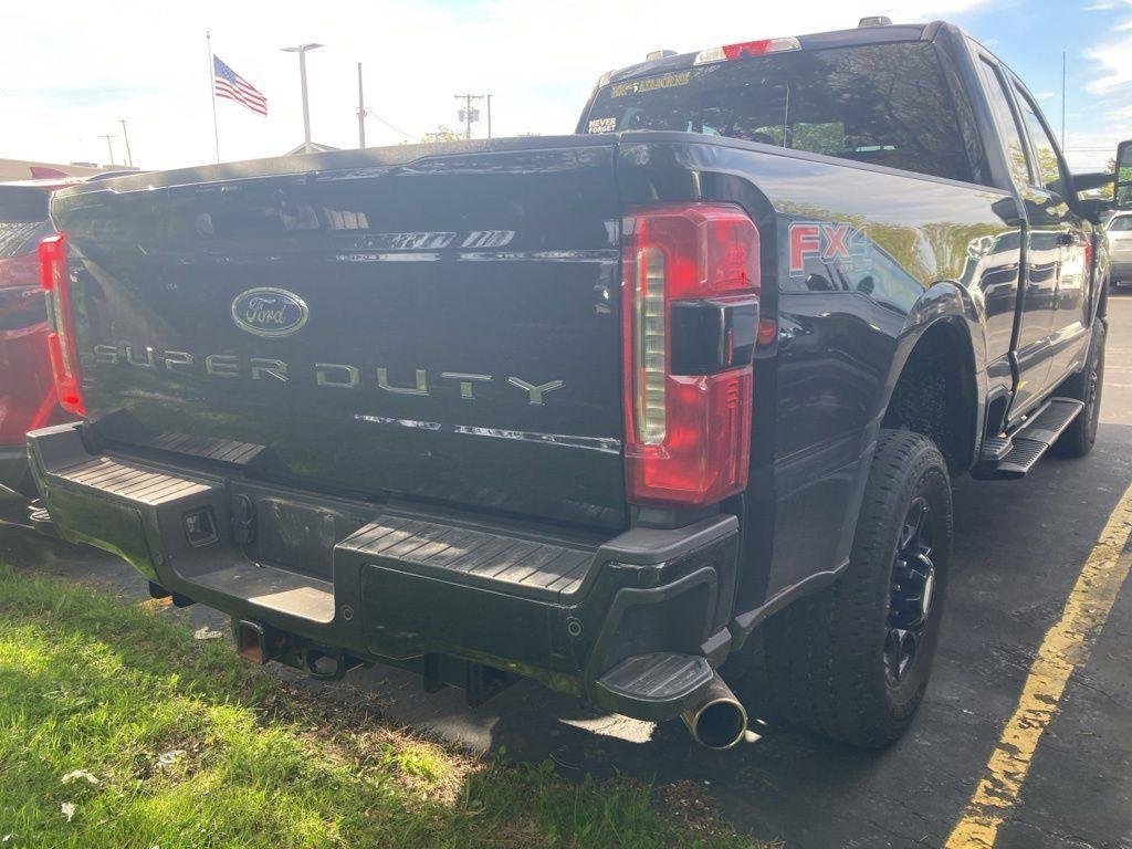 Used 2023 Black Metallic Ford XLT image 3
