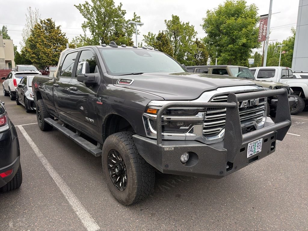 2025 RAM 3500 Laramie 4X4 Crew Cab LWB's photo