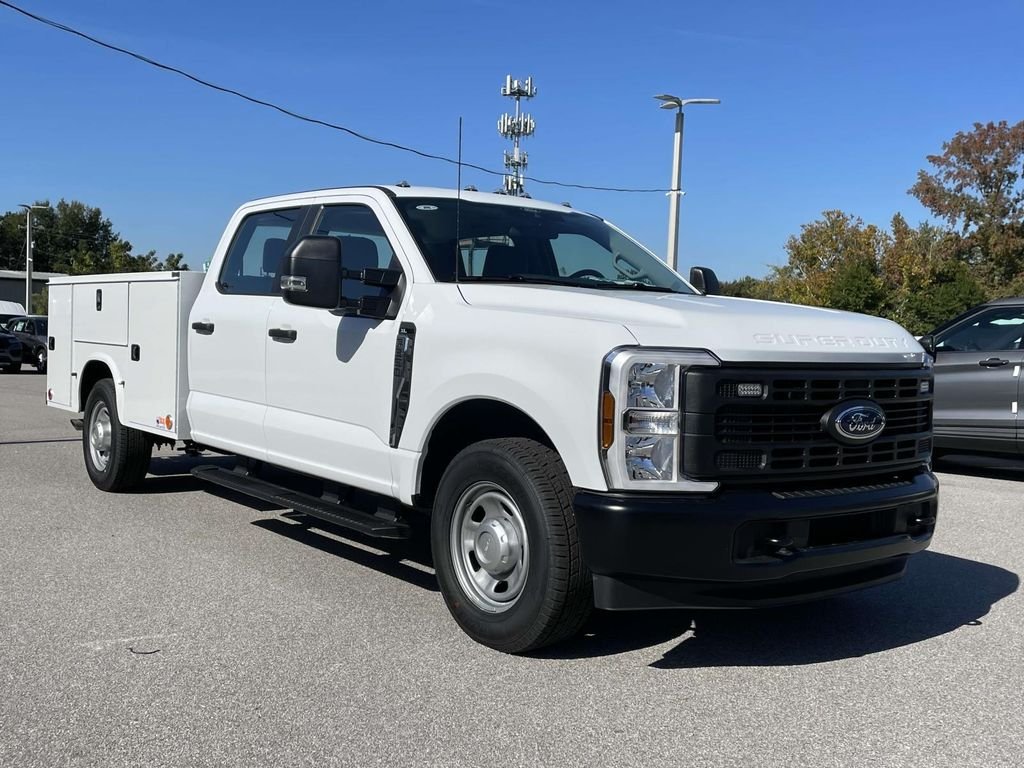 2026 Ford F-350 Super Duty Chassis Cab
