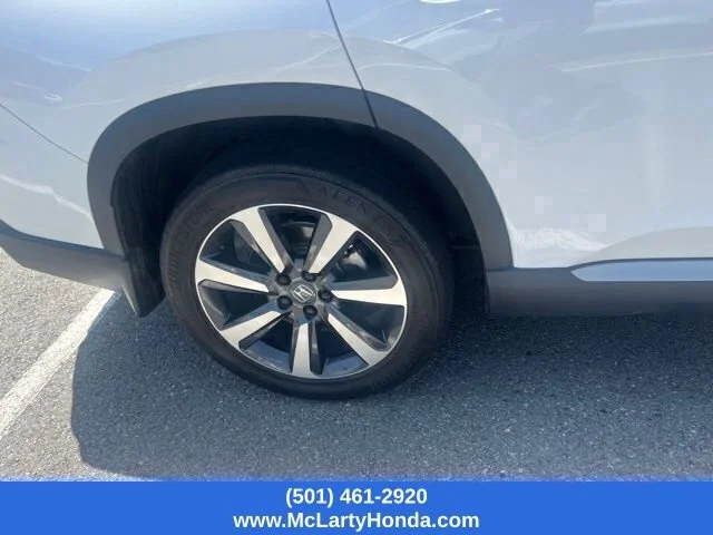 Certified Used 2024 Platinum White Pearl Honda Touring image 31