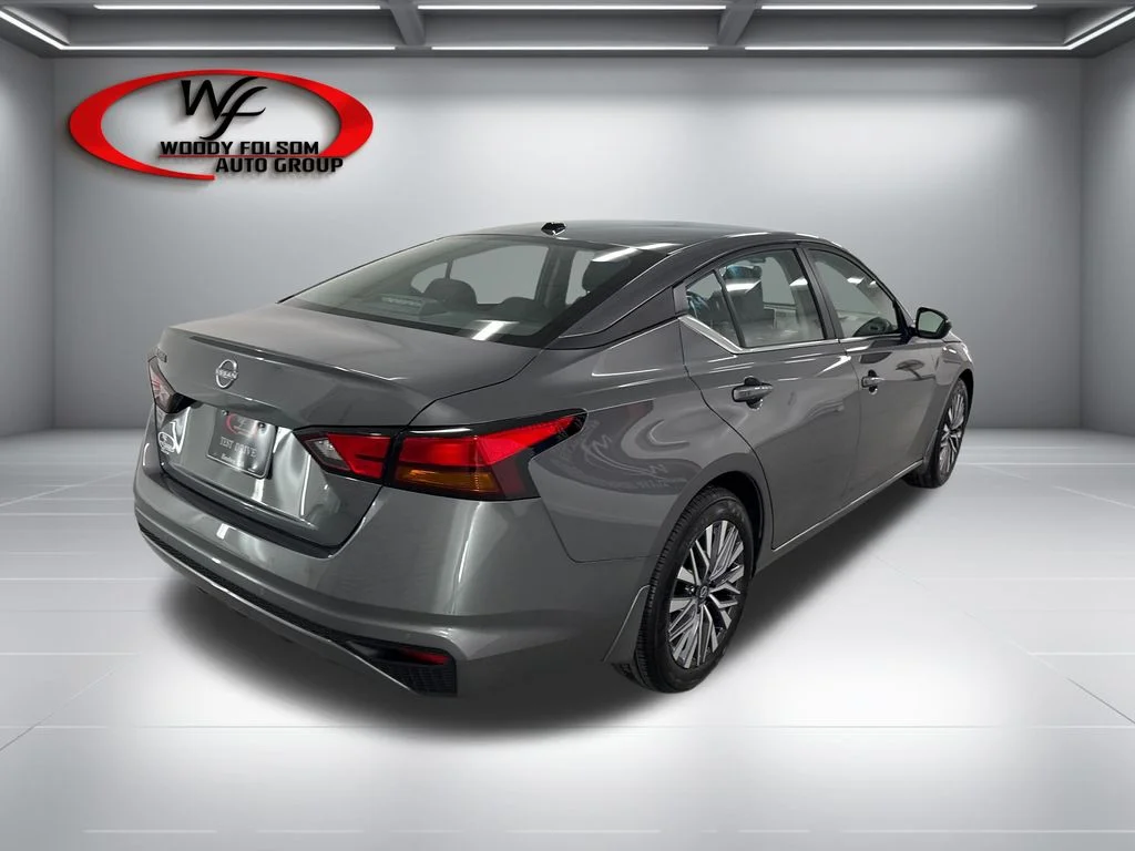 New 2026 Gray Nissan 2.5 SV image 6